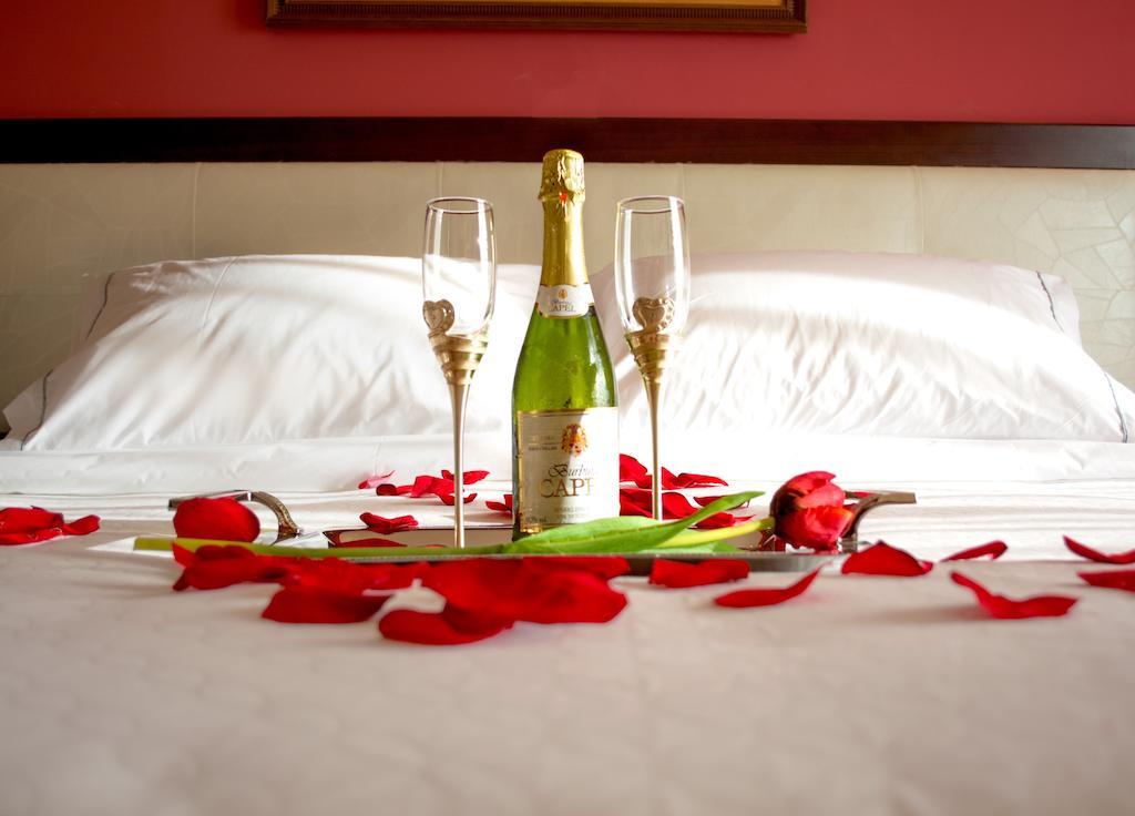 อัล เมอร์จาน พาเลซ โฮเต็ล Hotel จูนิเย ภายนอก รูปภาพ