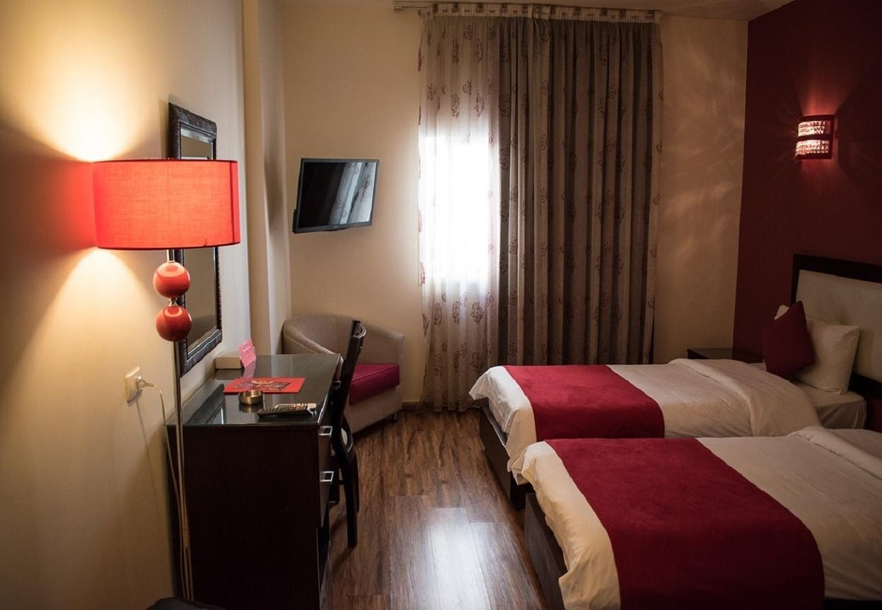 อัล เมอร์จาน พาเลซ โฮเต็ล Hotel จูนิเย ภายนอก รูปภาพ