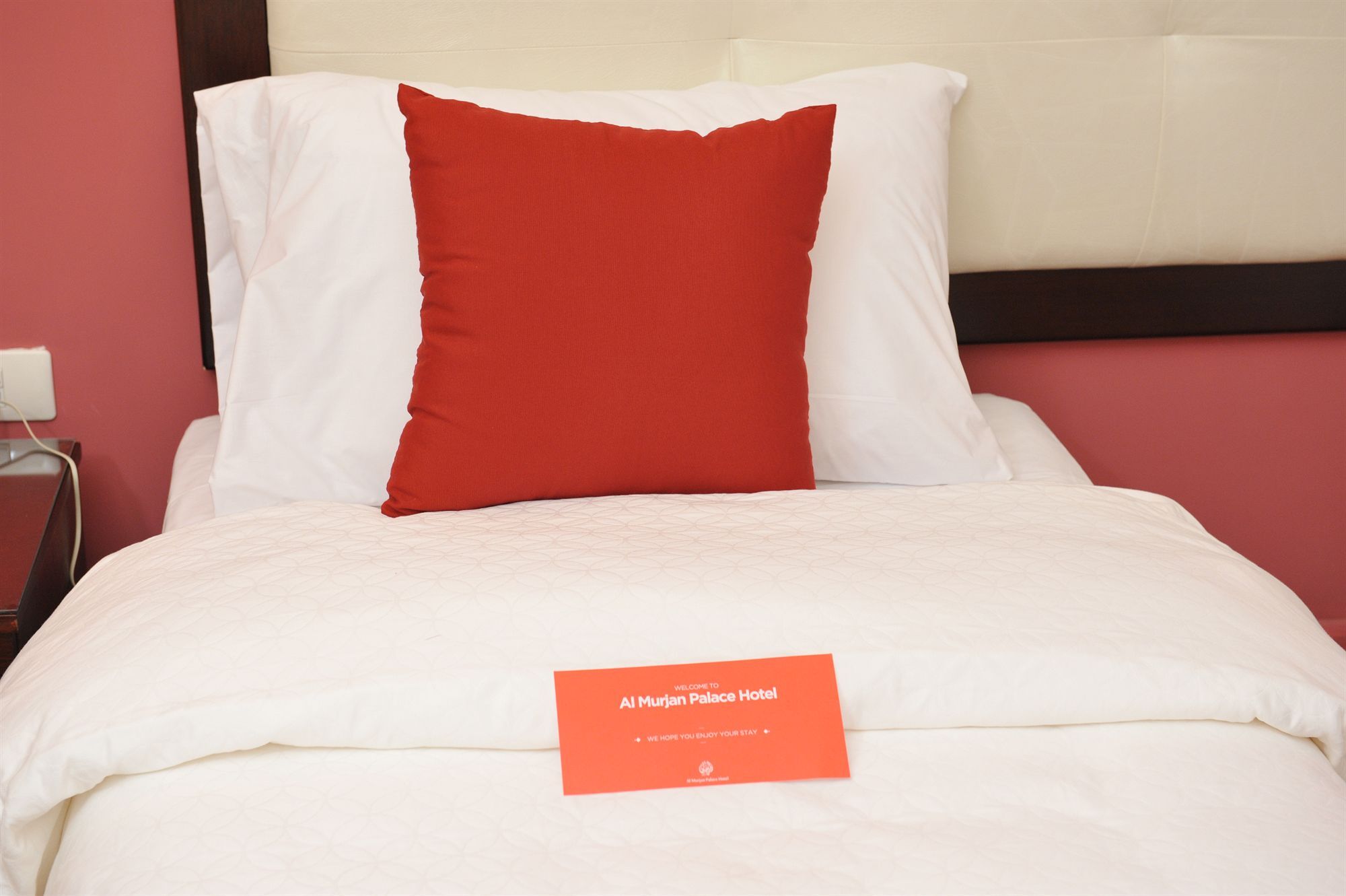 อัล เมอร์จาน พาเลซ โฮเต็ล Hotel จูนิเย ภายนอก รูปภาพ